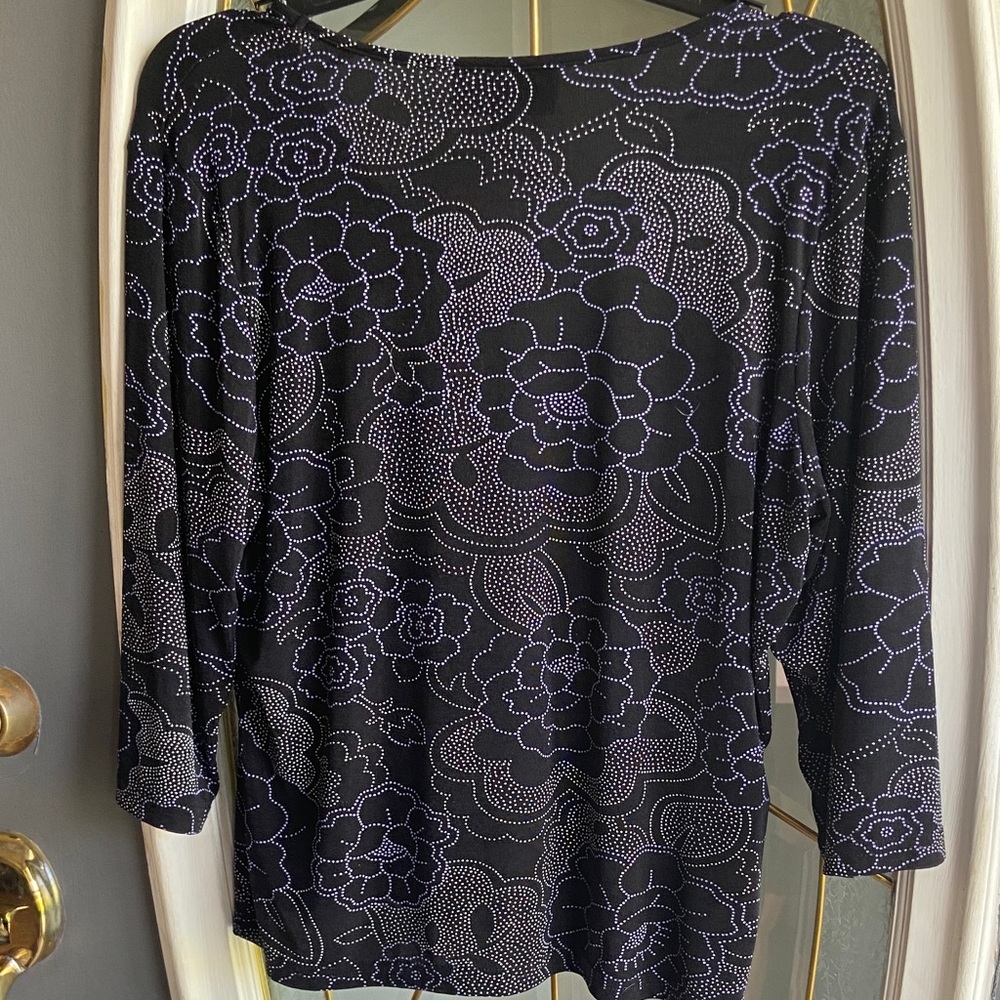 Briggs New York Black and Purple Patterned Blouse - Picture 4 of 4